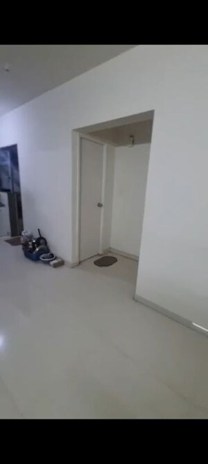 Furnished Amenities in 2 BHK Apartment at Rohan Prathama, Hinjewadi – for Rent