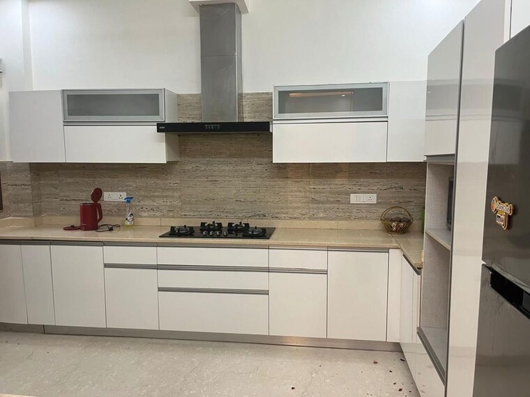 Kitchen, unitech-south-city-1 4 Bedroom 3200 Sq.Ft. Builder Floor In South City 1 Gurgaon 10274961