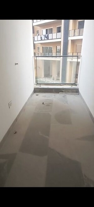 Kitchen in 4 BHK Apartment at Shalimar One World Belvedere Court 3, Gomti Nagar – for Rent