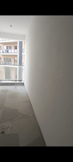 Balcony in 4 BHK Apartment at Shalimar One World Belvedere Court 3, Gomti Nagar – for Rent