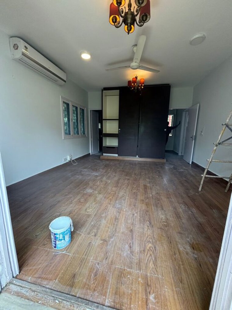 Bedroom, sainik farm 2 Bedroom 1000 Sq.Ft. Independent House In Sainik Farm Delhi 10274977