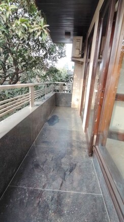 3 BHK + Study Room Builder Floor For Rent in Saket