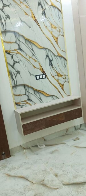 Furnished Amenities in 2 BHK Independent House at Mohan Garden – for Sale