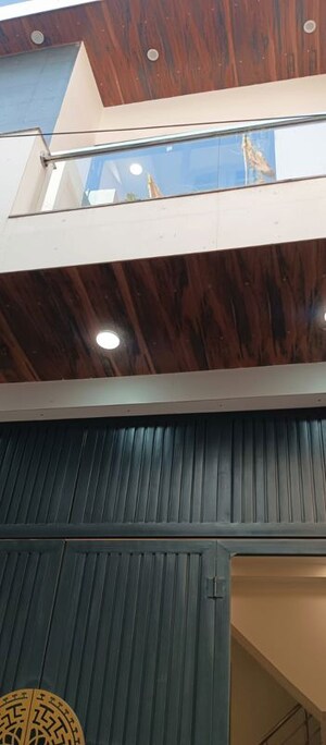 Furnished Amenities in 2 BHK Independent House at Mohan Garden – for Sale