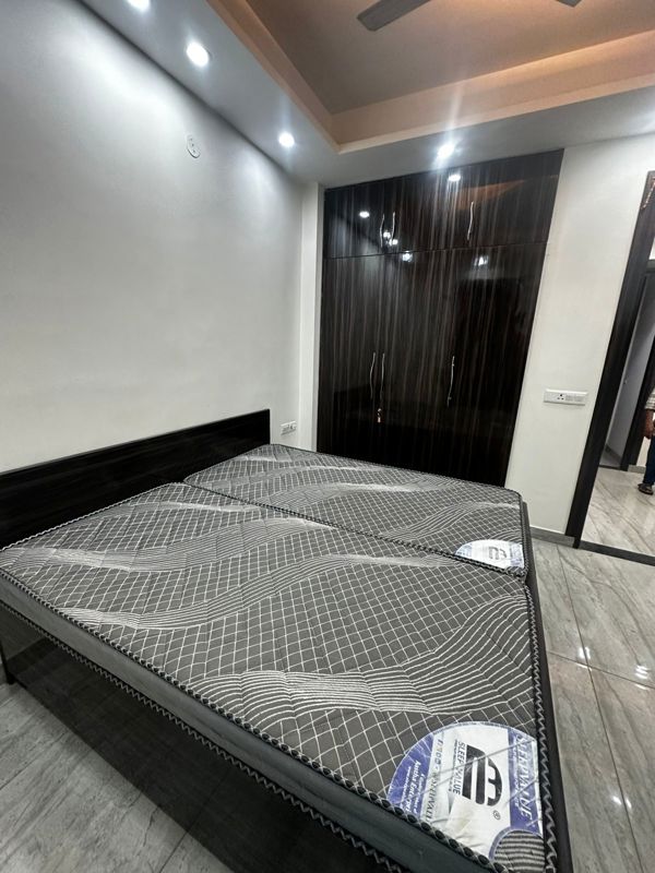 1 BHK Builder Floor For Rent in Sector 52