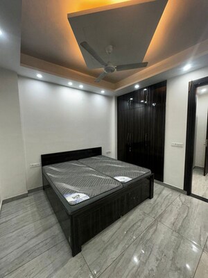 Bedroom in 1 BHK Builder Floor at Sector 52 – for Rent