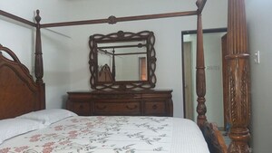 Master Bedroom in 3 BHK Apartment at Shri Senapati Bapat CHS, Senapati Bapat Road – for Rent