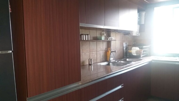 Kitchen, shri-senapati-bapat-chs 3 Bedroom 1700 Sq.Ft. Apartment In Senapati Bapat Road Pune 10275004