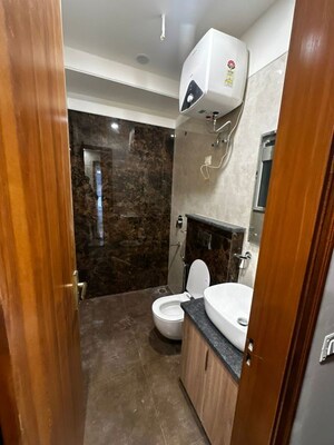 Bathroom in 1 BHK Builder Floor at Sector 45 – for Rent