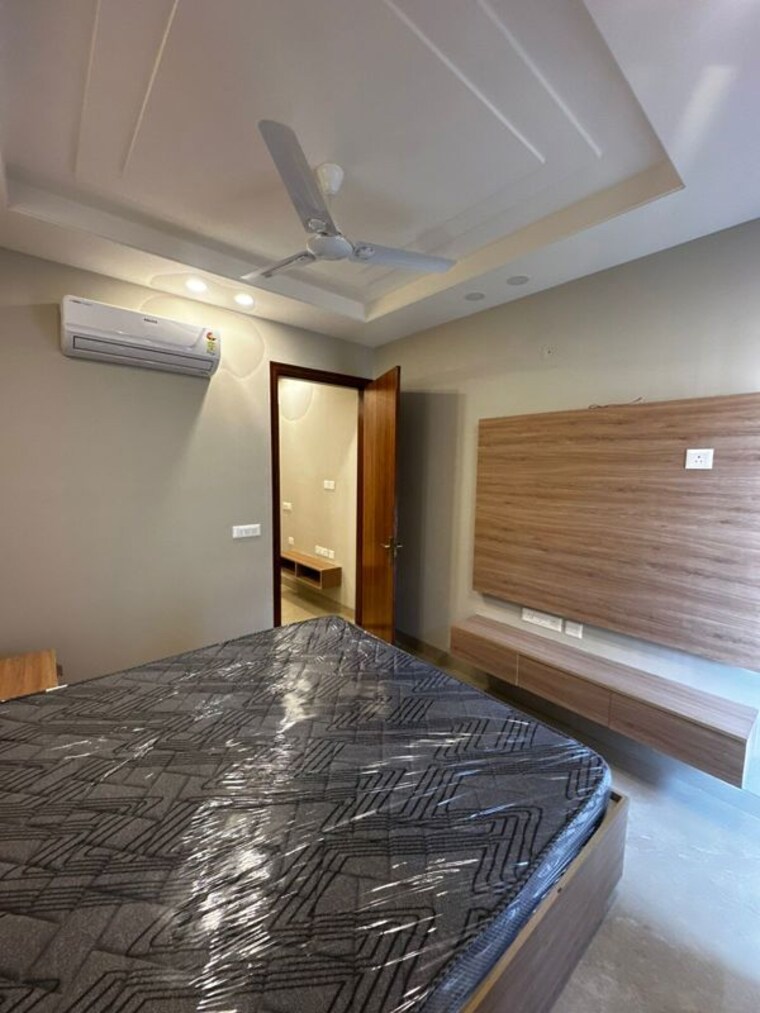 Bedroom, sector 45 1 Bedroom 400 Sq.Ft. Builder Floor In Sector 45 Gurgaon 10275022
