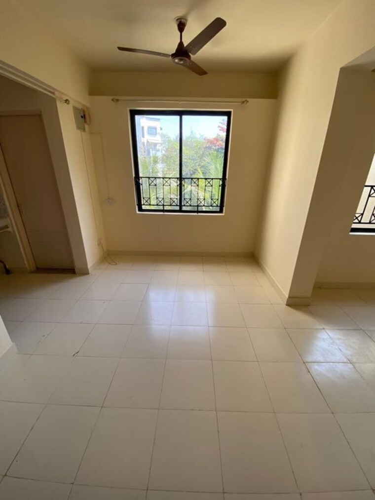 Living Room, vanaz-corner 2 Bedroom 915 Sq.Ft. Apartment In Kothrud Pune 10275032