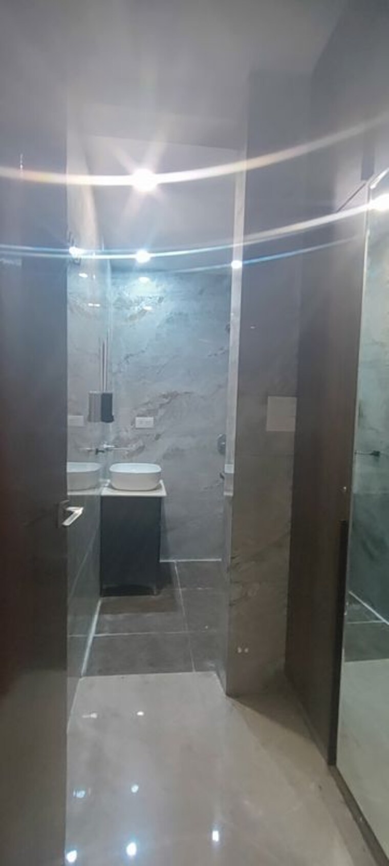 Bathroom, sector 85 3 Bedroom 2250 Sq.Ft. Builder Floor In Sector 85 Faridabad 10274190