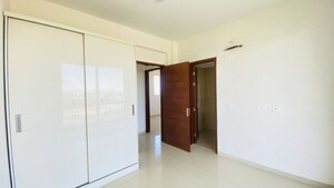 Room in 3 BHK Apartment at Omaxe The Resort, South Mullanpur – for Rent