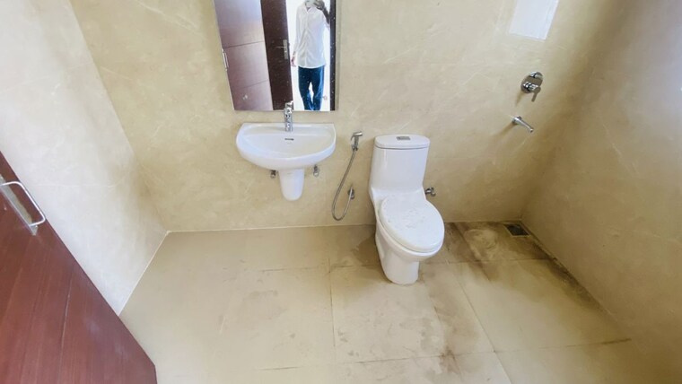 Bathroom, omaxe-the-resort 3 Bedroom 1485 Sq.Ft. Apartment In South Mullanpur Chandigarh 10275038