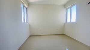 Room in 3 BHK Apartment at Omaxe The Resort, South Mullanpur – for Rent