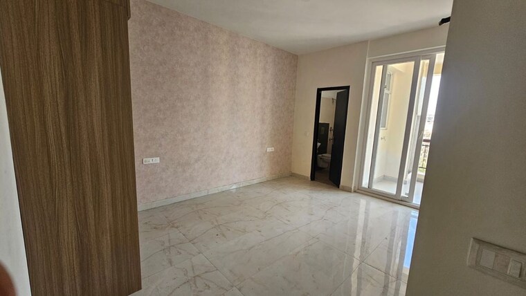 Room, ambala highway 3 Bedroom 1710 Sq.Ft. Apartment In Ambala Highway Zirakpur 10275062