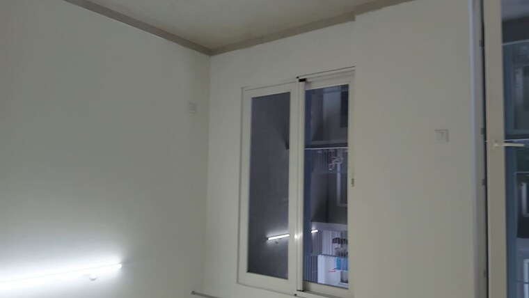 Room, smart-world-orchard 3 Bedroom 1680 Sq.Ft. Apartment In Sector 61 Gurgaon 10275098