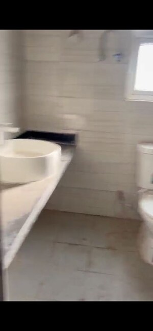 Bathroom in 2.5 BHK Apartment at Ajnara Le Garden Prime Tower, Sector 16b Greater Noida – for Rent