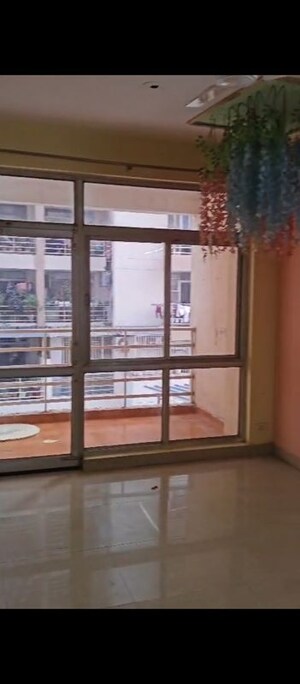 Room in 3 BHK Apartment at Piyush Heights, Sector 89 – for Sale