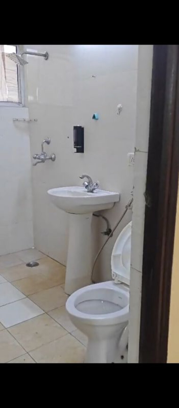 Bathroom, piyush-heights 3 Bedroom 1576 Sq.Ft. Apartment In Sector 89 Faridabad 10275144