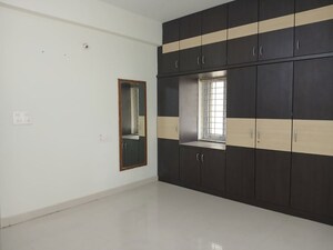 Room in 3 BHK Apartment at Classic Residency Upperpalli, Upparpalli – for Sale