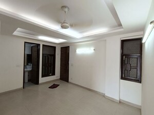 Room in 2 BHK Builder Floor at Malviya Nagar – for Rent