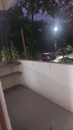 Balcony in 1 BHK Apartment at Gujrat Colony – for Rent