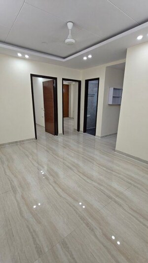 Room in 2 BHK Builder Floor at Chattarpur – for Rent