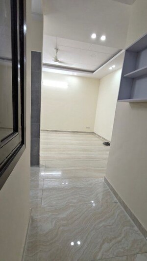 Room in 2 BHK Builder Floor at Chattarpur – for Rent