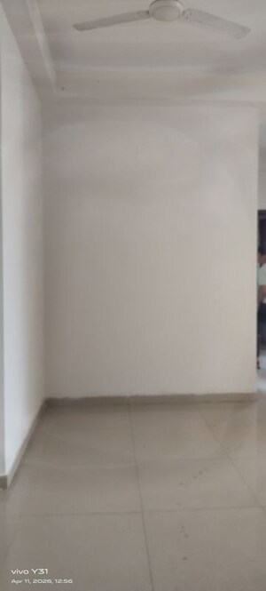 Room in  Apartment at Mahagun My Woods, Sector 16c Greater Noida – for Rent