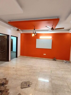 Room in 3 BHK Builder Floor at Malviya Nagar – for Sale