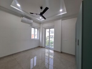Room in 3 BHK Apartment at Saanvi Srinilayam, Kokapet – for Rent