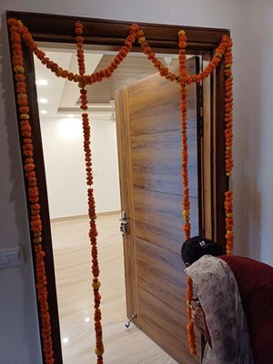 Bedroom in 3 BHK Builder Floor at BPTP District Phase 2, Sector 84 – for Sale