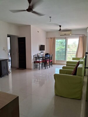 2 BHK Apartment For Rent in Gurukrupa Marina Enclave, Malad West