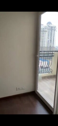 3 BHK + Extra Room Apartment For Rent in Eros Sampoornam III