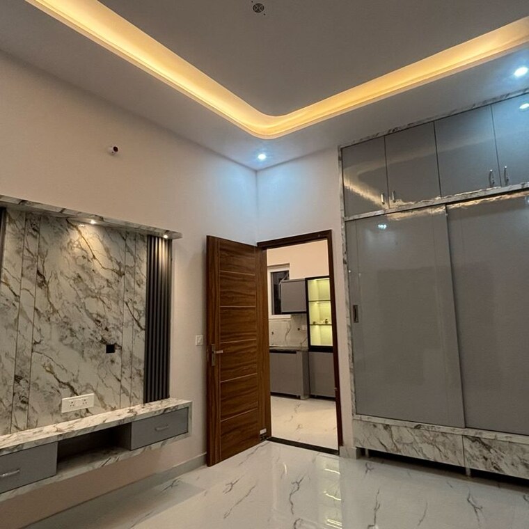 Room, bhago majra road 3 Bedroom 107 Sq.Yd. Independent House In Bhago Majra Road Kharar 9847723