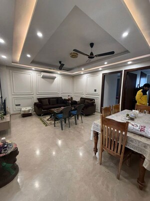 Gym in 3 BHK Builder Floor at Sushant Lok ii – for Sale