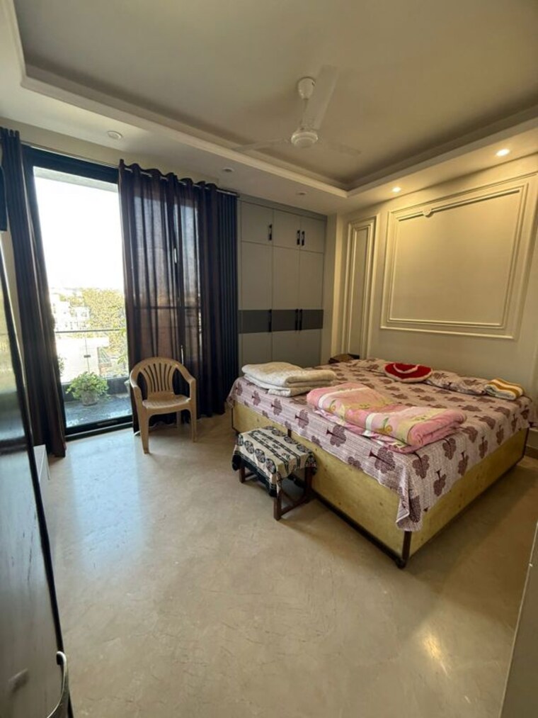 Bedroom, sushant lok ii 3 Bedroom 184 Sq.Yd. Builder Floor In Sushant Lok ii Gurgaon 10275394