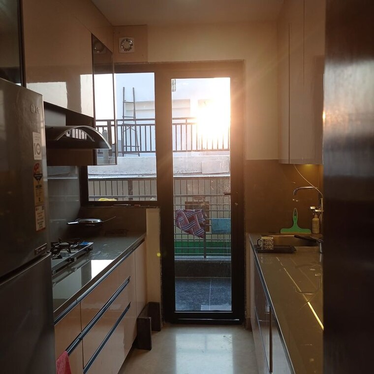 Kitchen, sushant lok ii 3 Bedroom 184 Sq.Yd. Builder Floor In Sushant Lok ii Gurgaon 10275394