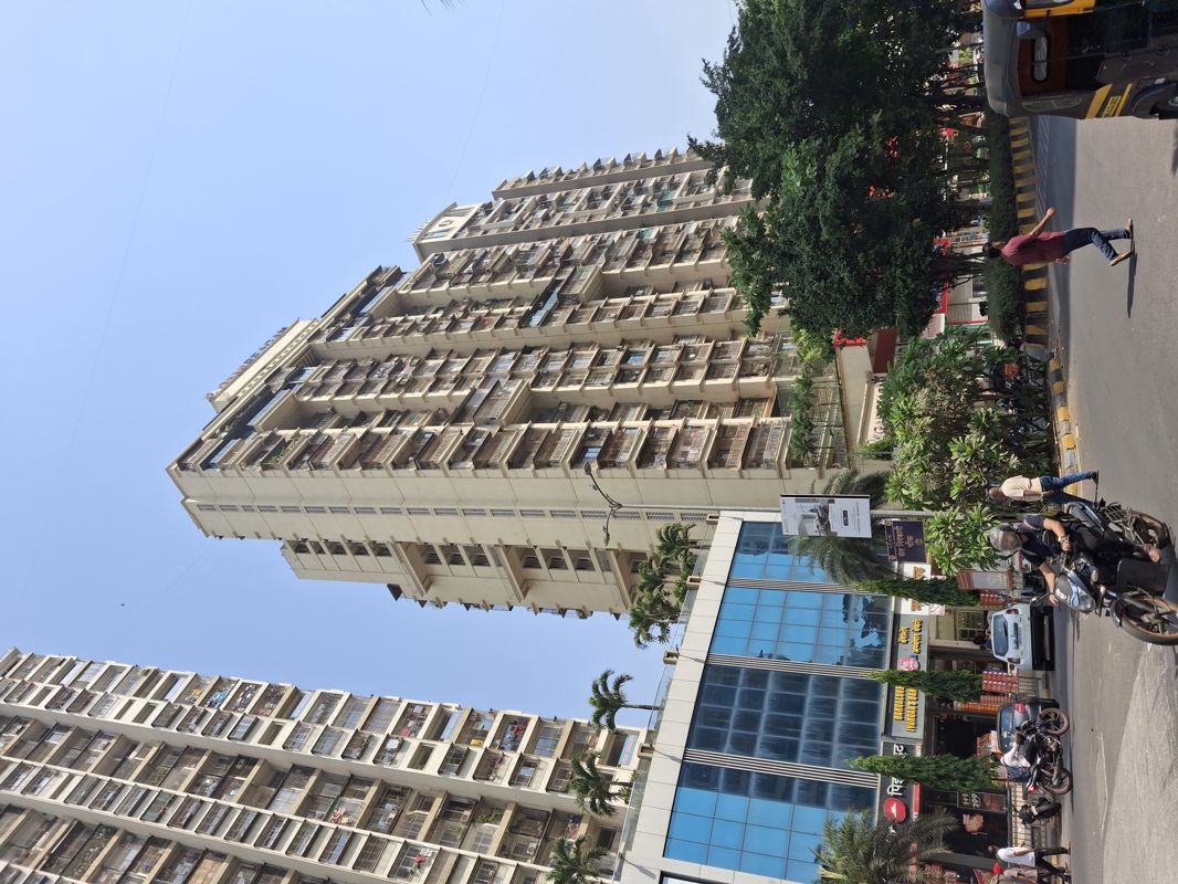 2 BHK + Pooja Room,Servant Room,Study Room,Extra Room,Basement,Store Room Apartment For Rent in Gami Reagan