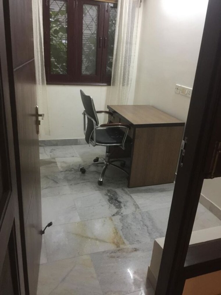 Study Room, new friends colony 2 Bedroom 4500 Sq.Ft. Builder Floor In New Friends Colony Delhi 10275451