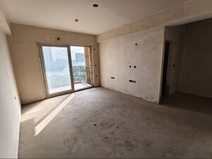 Room in 3 BHK Apartment at ATS Tourmaline, Sector 109 – for Rent