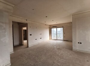 Room in 3 BHK Apartment at ATS Tourmaline, Sector 109 – for Rent