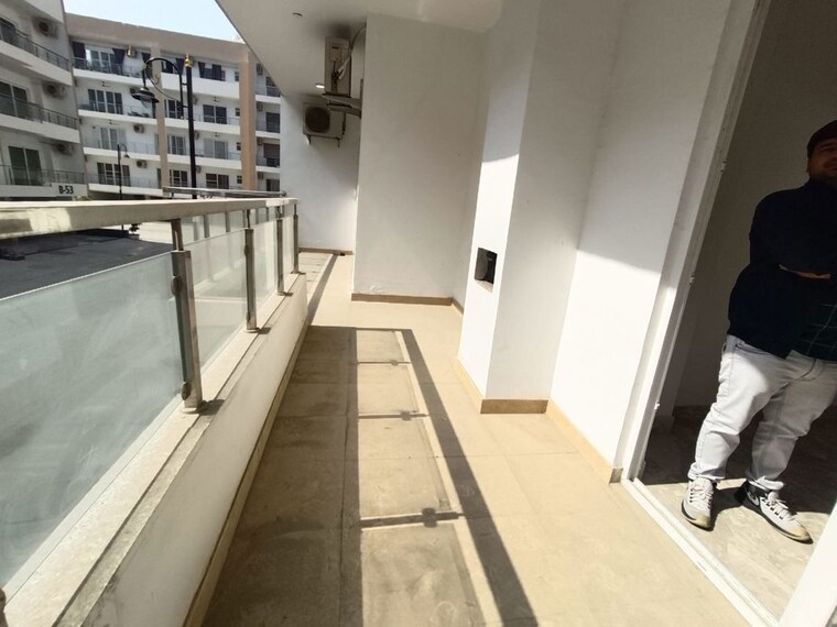 Balcony, s-s-city-floors 4 Bedroom 1805 Sq.Ft. Builder Floor In Sector 84 Gurgaon 10264269