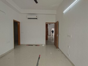Room in 4 BHK Builder Floor at S S City Floors, Sector 84 – for Rent