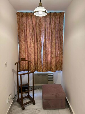 Furnished Amenities in 3 BHK Apartment at Sector 36 – for Rent