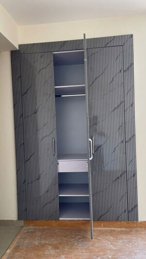 Bathroom in 2 BHK Apartment at RAS Palm Residency, Sector 76 – for Sale