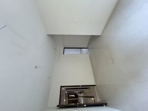 Furnished Amenities in 3 BHK Apartment at Ankur Building, Malad West – for Rent