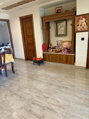 Parking in 3 BHK Builder Floor at Parklands, Sector 85 – for Sale