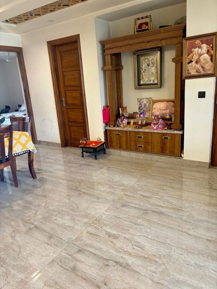 Parking, parklands 3 Bedroom 250 Sq.Yd. Builder Floor In Sector 85 Faridabad 10275613